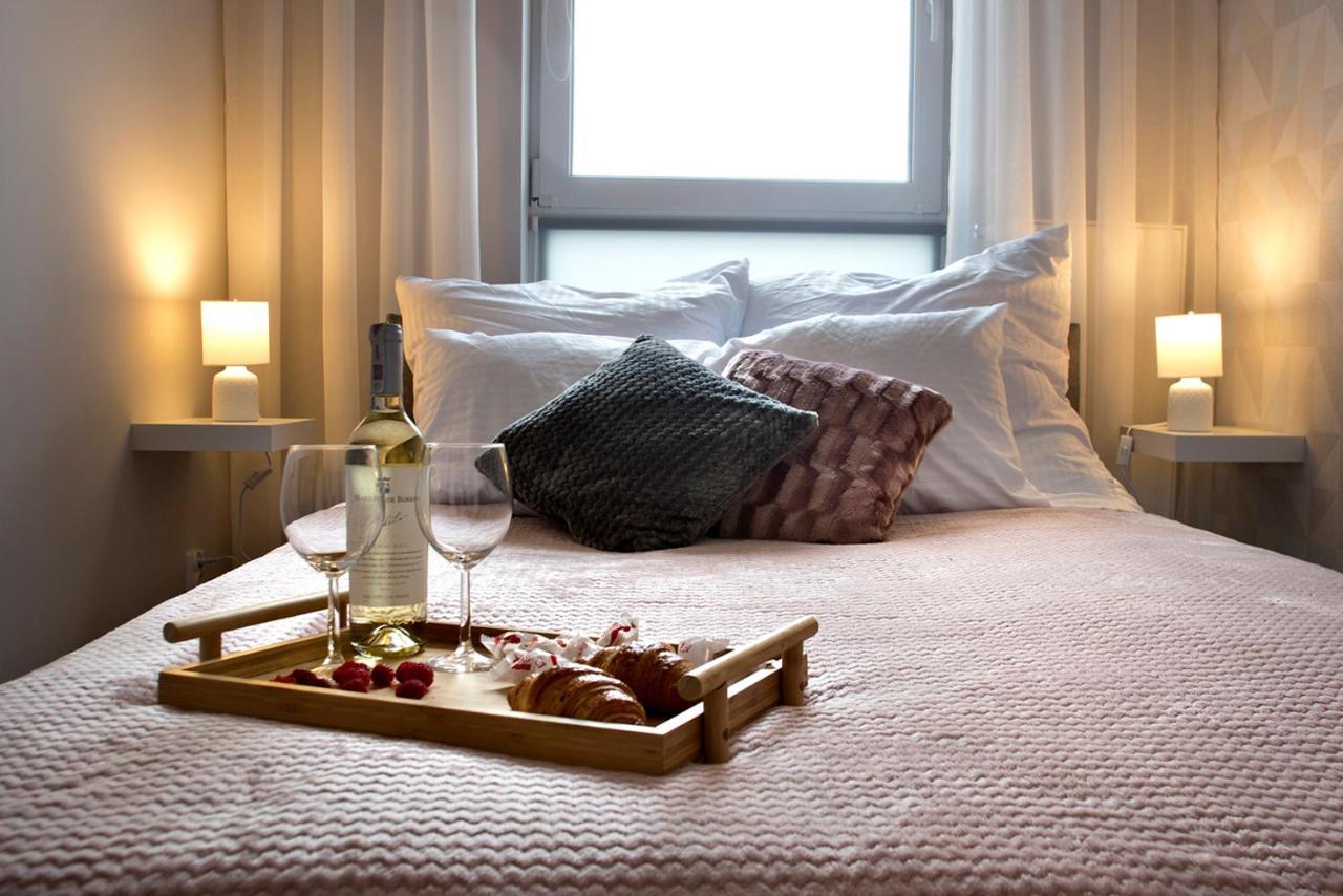 Komputerowa Serviced Apartments By P&O Warschau Exterior foto